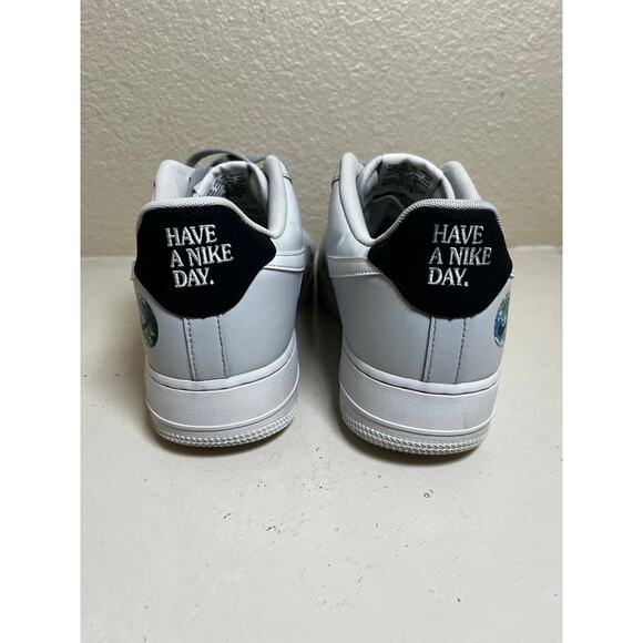 Nike Air Force 1 Gray/Earth Day/Have A Nike Day/DMO118-001 /Excellent condition main image 4